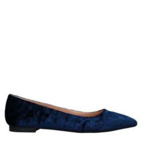 Brand New Italian Marco Barbabella Navy Suede Ballet Flats